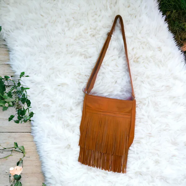[LE4605-A] Fringe Leather Messenger Bag (SL605)